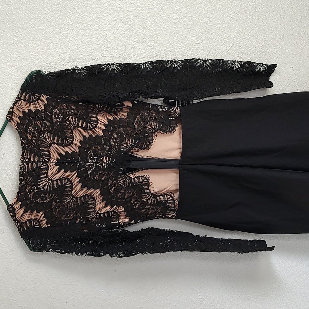 London Limited Edition V-Neck Bodycon Midi Dress Scalloped Lace Motoboho GODDESS - Picture 9 of 16